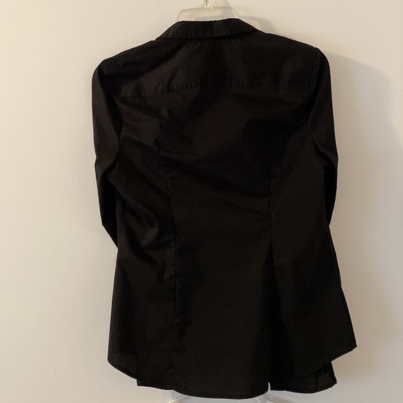 R Essentials black button down dress shirt in small - Picture 4 of 5